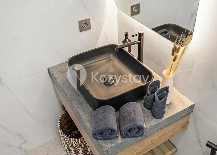 Kleio By Kozystay - Hidden Gem Villa *